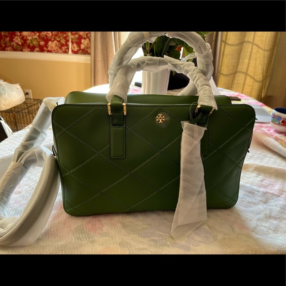 Brand New Tory Burch Robinson Satchel - Picture 1 of 5